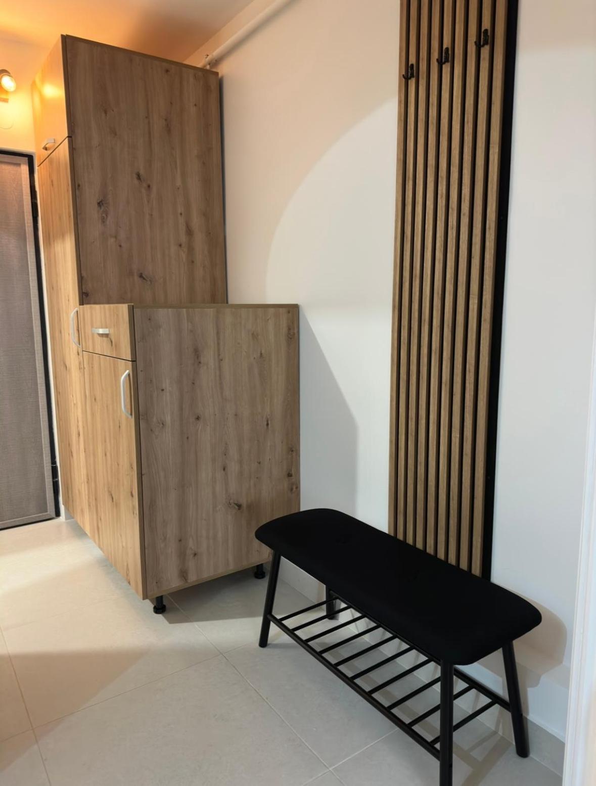 One Room Apartment- Self Check-In 24H Resita Exteriör bild
